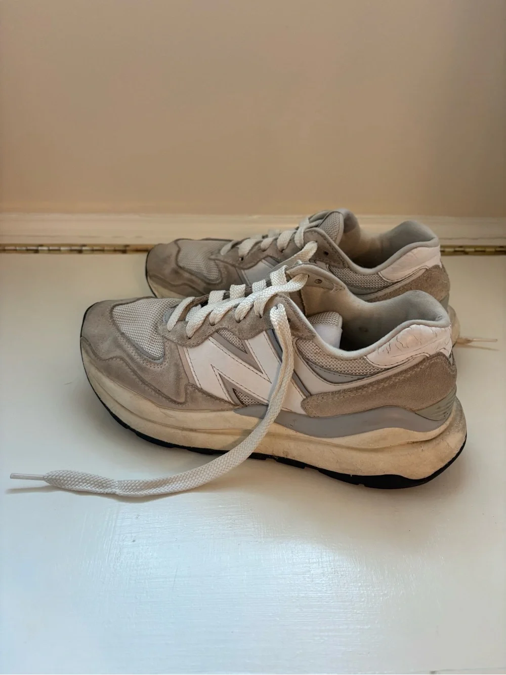 New Balance white and gray sneakers